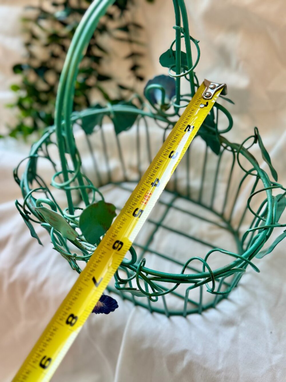 Vintage Teal Green Wire Basket Morning Glory Purple Floral Vine Handle Decor - Picture 7 of 7